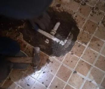 梅州市卫生间漏水维修公司为您分享下卫生间渗水如何处理及注意事项